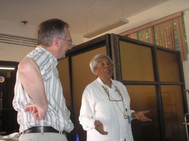 1544_1071088659992_7030_n